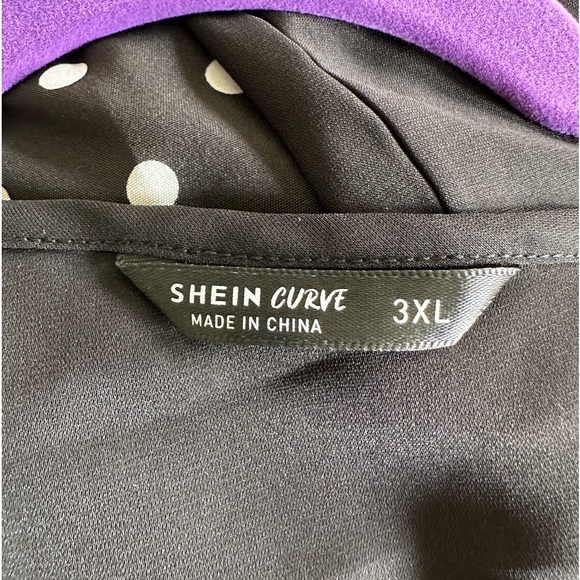 Black with white polka dots, puff sleeve and ruffle hem blouse, size 3XL, SHEIN - Picture 6 of 7